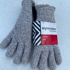 Women’s Gloves - BRAND NEW!